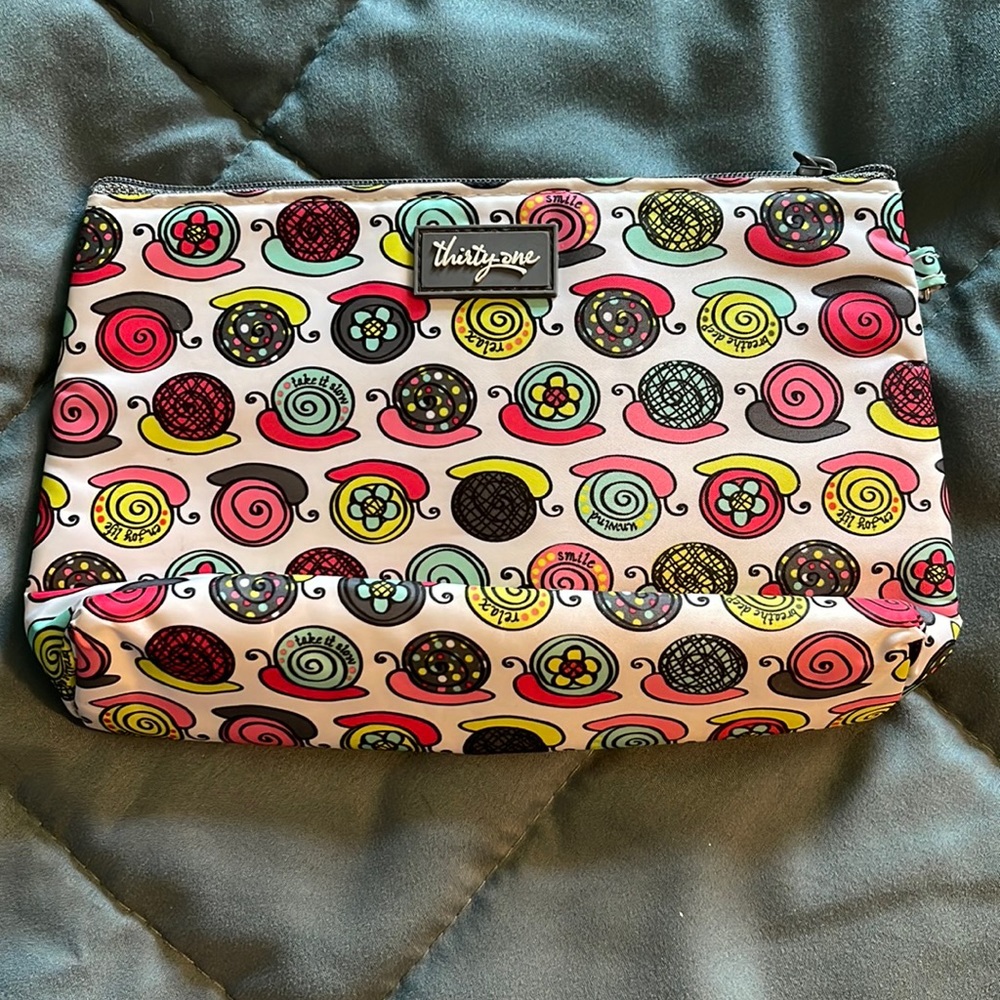 Insulated 31 pouch